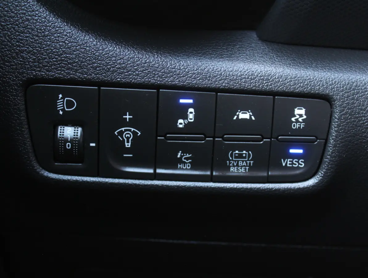 1.6 GDI HEV Fashion CLIMATE | CARPLAY | ADAPCRUISE | DAB | NAVI | PDCA | CAMERA | HEAD-UP | LMV16