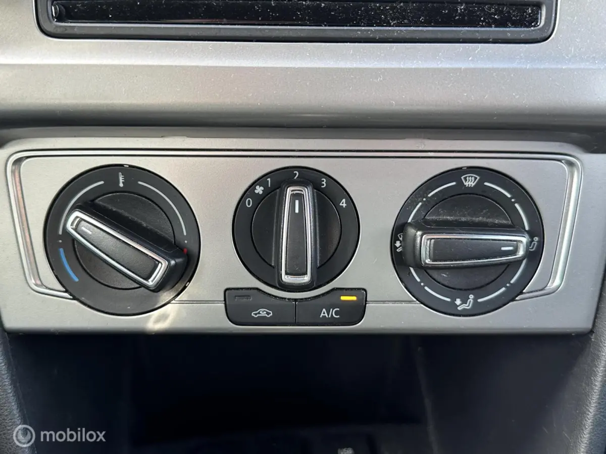 1.0 BlueMotion Edition|APK09/27|Cruise|Airco