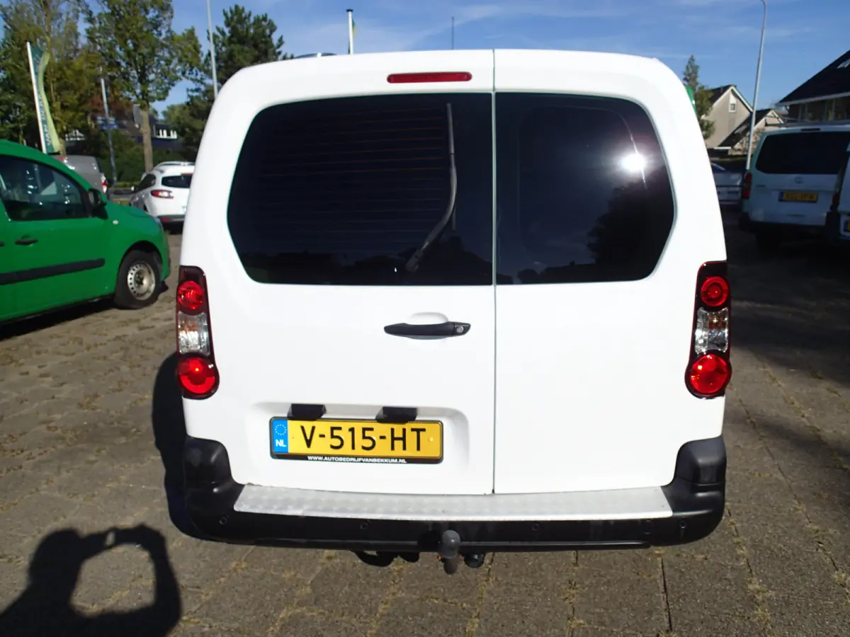 1.6 BlueHDI 100 Club Economy S&S BTW/BPM VRIJ !! VOORZIEN VAN AIRCO +CRUISE!!