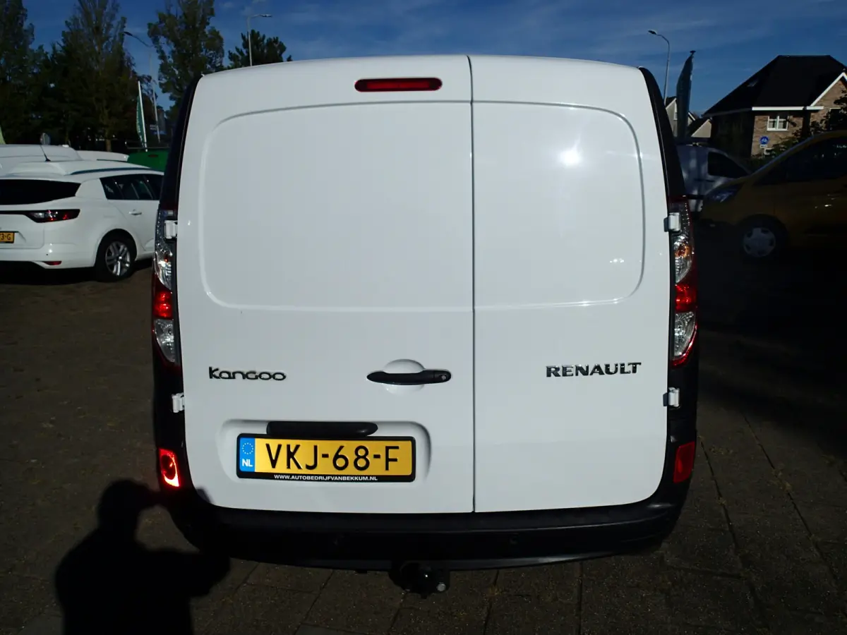1.5 Blue dCi 80 Comfort VOORZIEN VAN AIRCO+CRUISE+TREKHAAK !!!