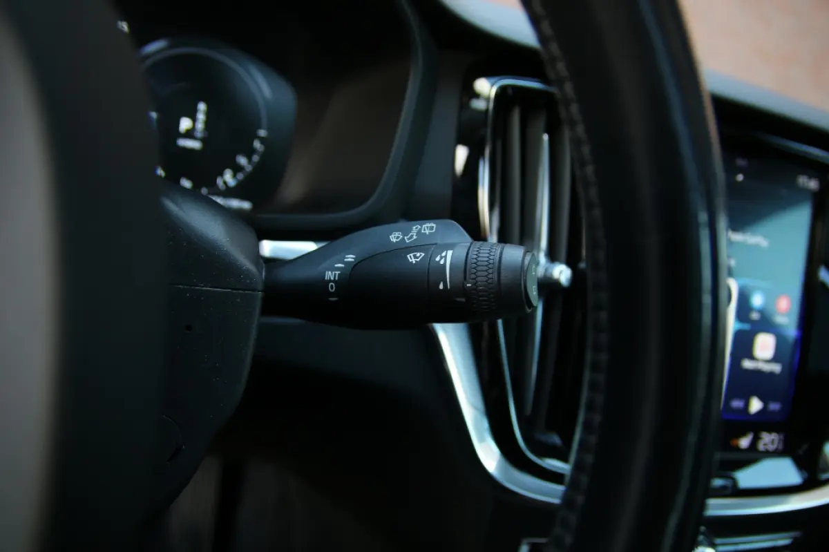 2.0 T6 TE AWD MomPro