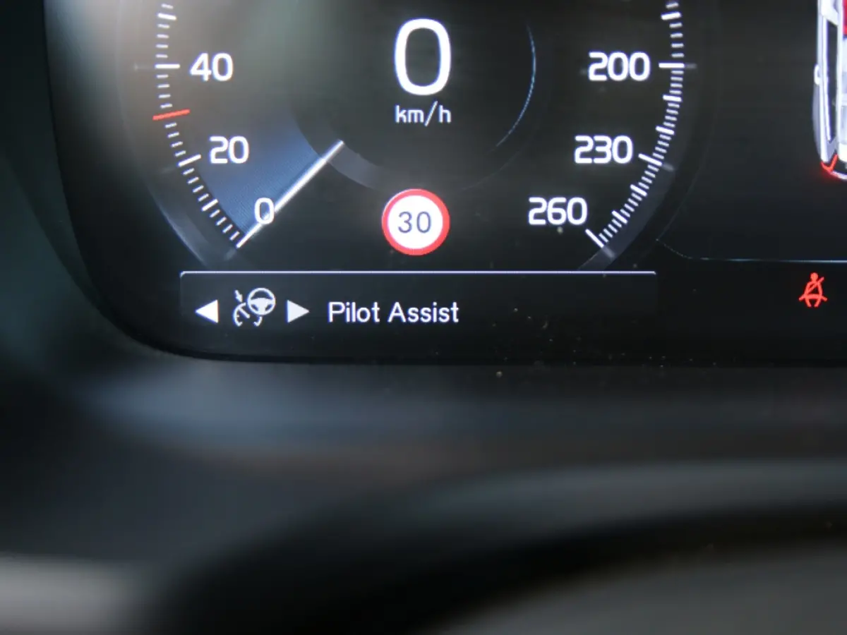 2.0 T6 TE AWD MomPro