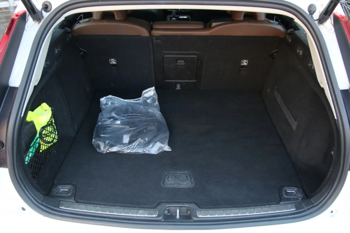 2.0 T6 TE AWD MomPro