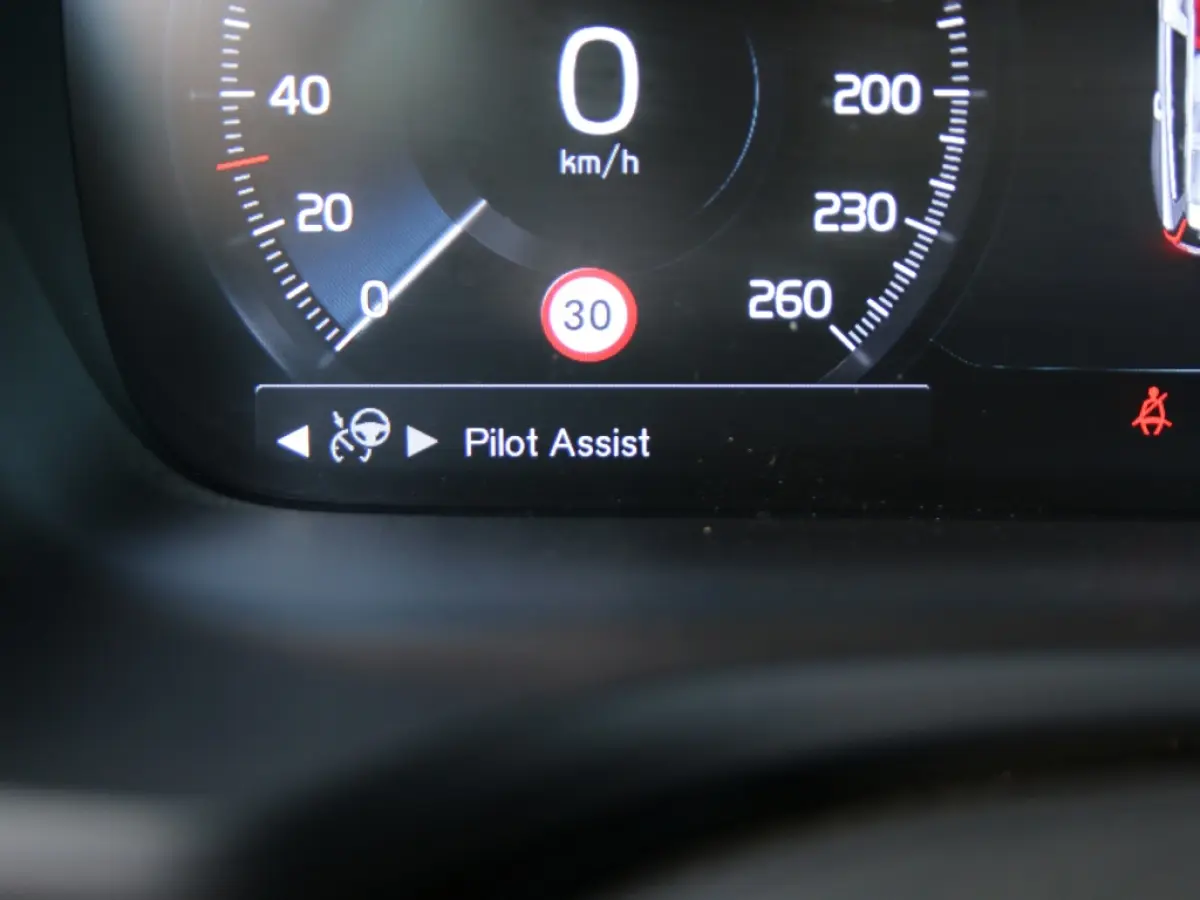 2.0 T6 TE AWD MomPro
