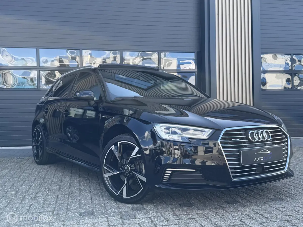 1.4 e-tron Sport Pro Line plus| Pano Virtu