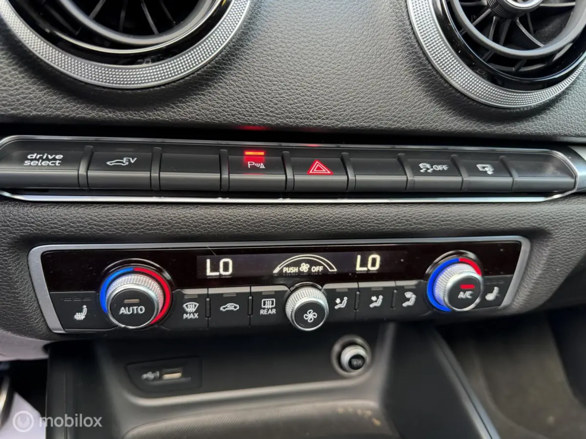 1.4 e-tron Sport Pro Line plus| Pano Virtu