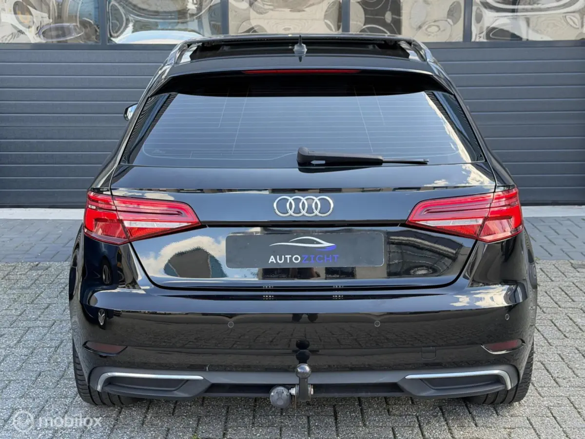 1.4 e-tron Sport Pro Line plus| Pano Virtu