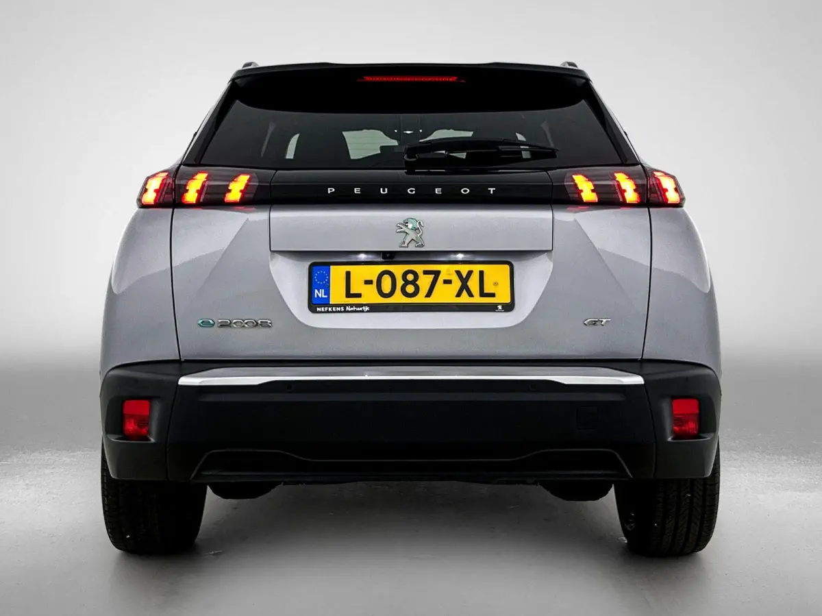 EV 136pk GT Pack 50 kWh Automaat | 1ste Eigenaar | Accu 90% | Stoelverwarming | Navigatie | Climate Control | Adaptieve Cruise Control | Camera | 18"LMV | LED | Keyless Entry/Start | Apple C