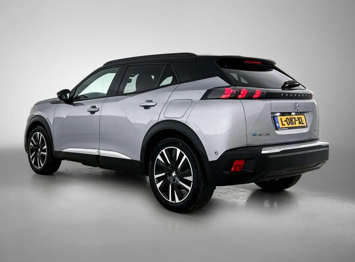 EV 136pk GT Pack 50 kWh Automaat | 1ste Eigenaar | Accu 90% | Stoelverwarming | Navigatie | Climate Control | Adaptieve Cruise Control | Camera | 18"LMV | LED | Keyless Entry/Start | Apple C