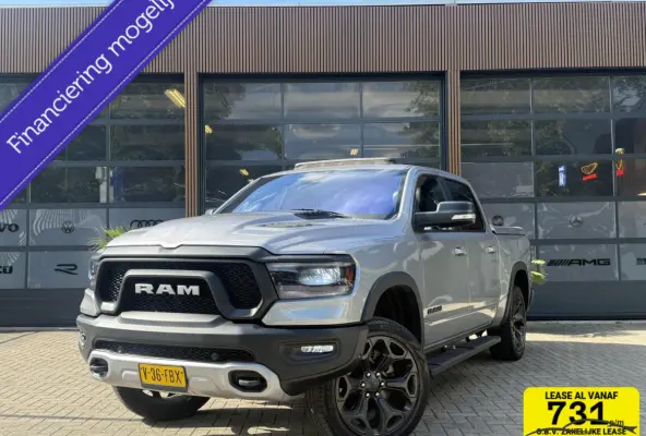 1500 4X4 5.7 V8 Crew Laramie-Pano Rebel-Garantie!