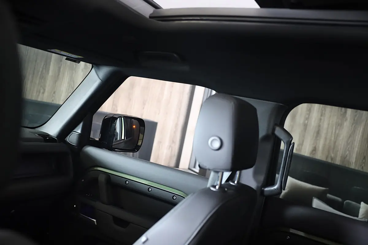 2.0 P300e 110 X-Dynamic URBAN / FACELIFT / Head Up / Memory / Elek Stoelen / Acc / 360 Camera / Open Pano