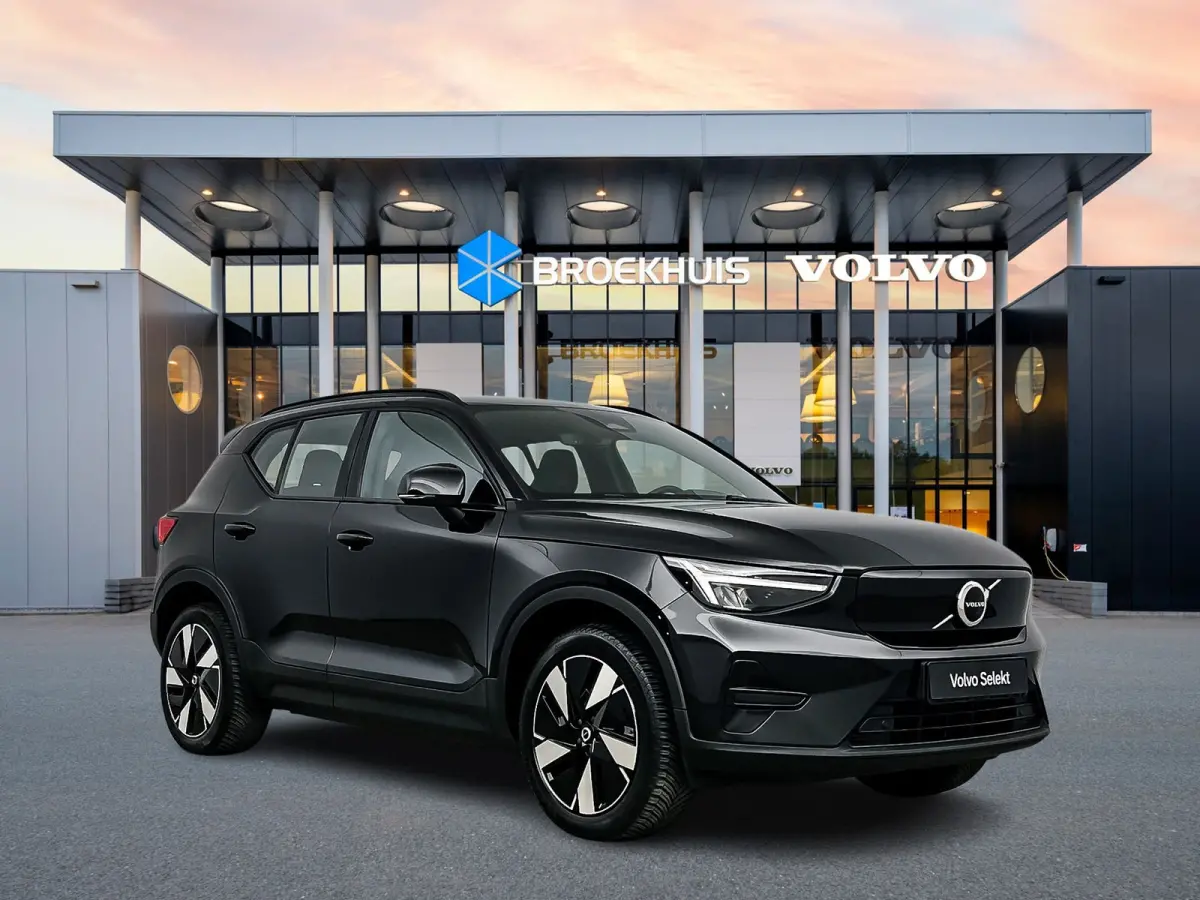 Single Motor Core 69 kWh | 19" Allseason | Stoel/Stuurverwarming | Warmtepomp | Google Navigatie | Carplay | Parkeercamera | Parkeerverwarming | LED | Parkeersensoren V+A | Climate Control |
