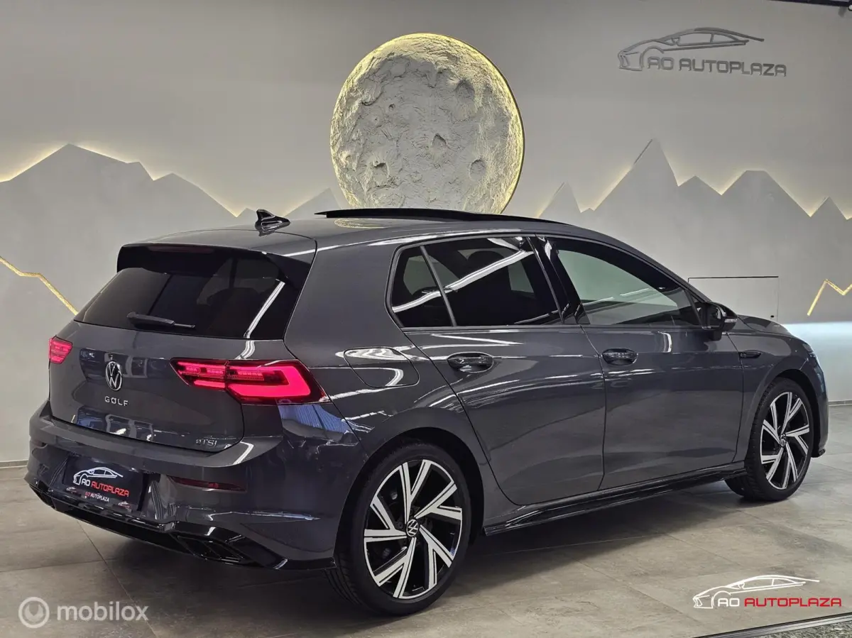 1.5 eTSI 3x R-Line Panorama/H&K/Keyless/IQ Light