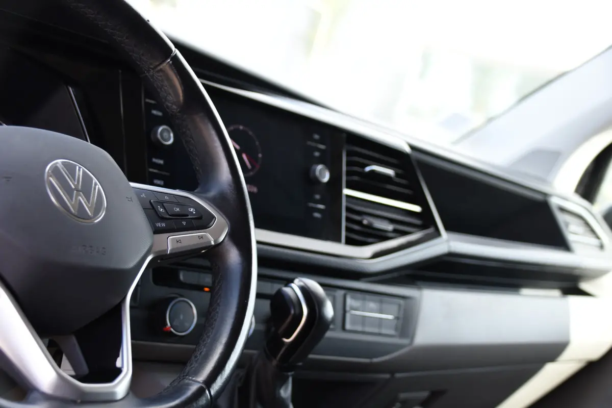 2.0 TDI L1H1 30 Bulli Virtual, Adaptieve Cruise, Camera, Carplay, LED, Automaat, Sensoren, multimedia, Uniek!