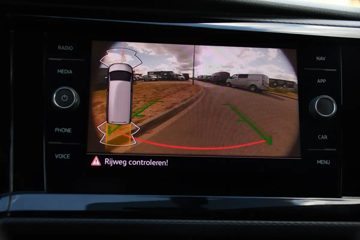 2.0 TDI L1H1 30 Bulli Virtual, Adaptieve Cruise, Camera, Carplay, LED, Automaat, Sensoren, multimedia, Uniek!