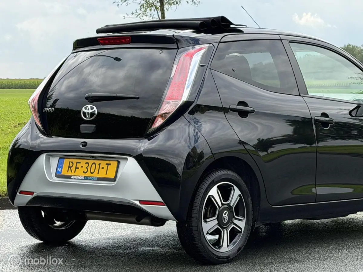 1.0 VVT-i x-pose | Cabrio | Camera |