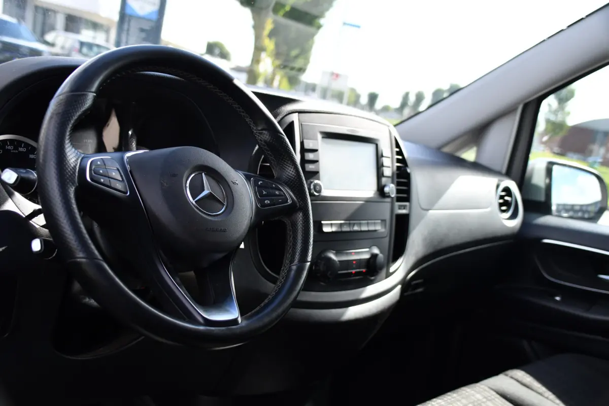 114 CDI L2 PB Edition Camera, Cruise, Carplay, Multimedia, Automaat, Trekhaak, 136pk, Sensoren, Uniek!