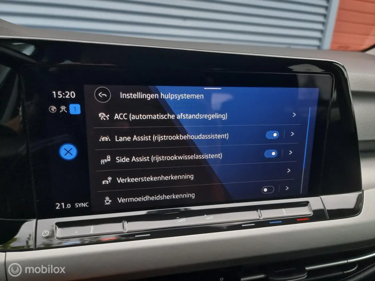1.0 eTSI Life Business DSG Automaat