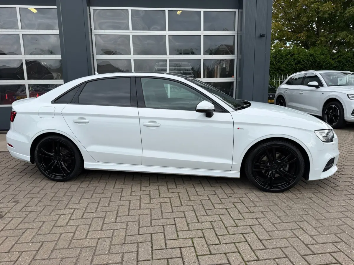 1.5 TFSI CoD Sport S Line Edition / Pano / Led / 3x S-Line / Dealer Onderhouden