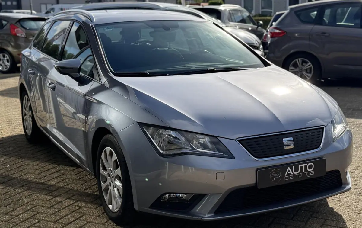 1.0 EcoTSI Style Connect 116PK | 2e Eigenaar | Dealeronderhouden | NL AUTO | NAP | Navigatie | Parkeersensoren | Cruise Control | Climate Control | Apple Carplay & Andriod Auto | 2 Sleutels 