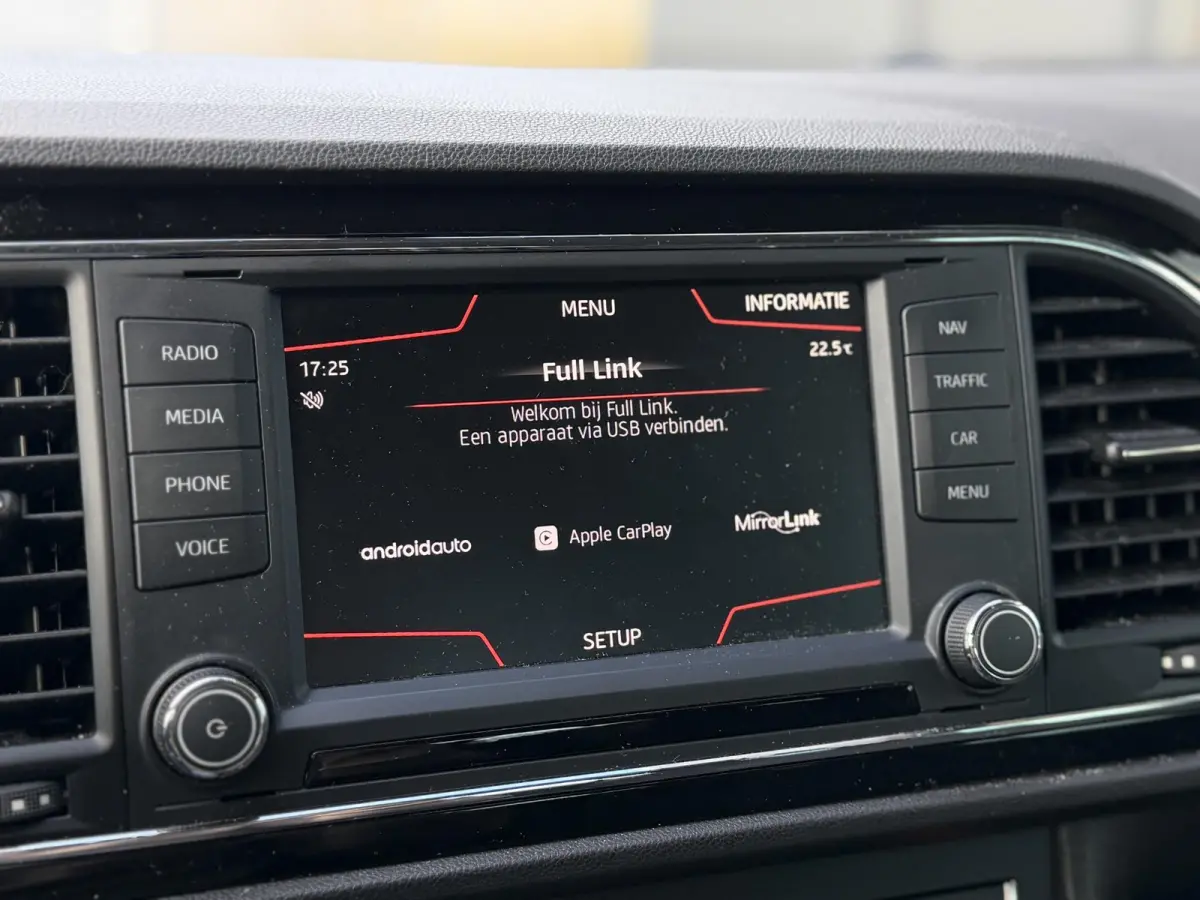 1.0 EcoTSI Style Connect 116PK | 2e Eigenaar | Dealeronderhouden | NL AUTO | NAP | Navigatie | Parkeersensoren | Cruise Control | Climate Control | Apple Carplay & Andriod Auto | 2 Sleutels 