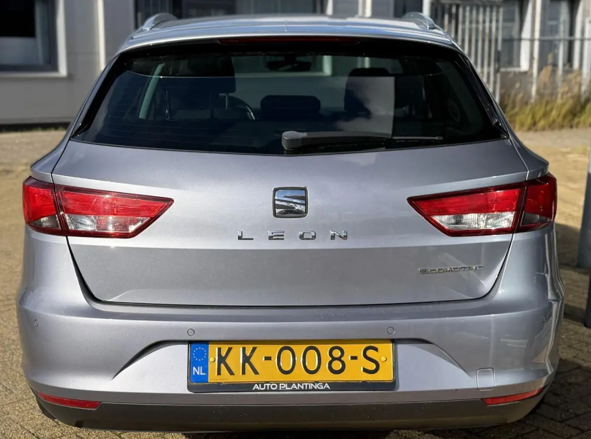 1.0 EcoTSI Style Connect 116PK | 2e Eigenaar | Dealeronderhouden | NL AUTO | NAP | Navigatie | Parkeersensoren | Cruise Control | Climate Control | Apple Carplay & Andriod Auto | 2 Sleutels 