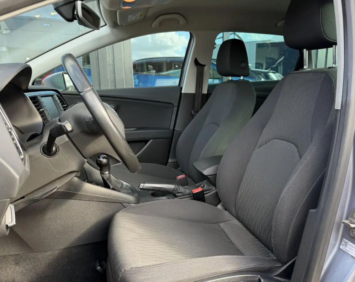 1.0 EcoTSI Style Connect 116PK | 2e Eigenaar | Dealeronderhouden | NL AUTO | NAP | Navigatie | Parkeersensoren | Cruise Control | Climate Control | Apple Carplay & Andriod Auto | 2 Sleutels 