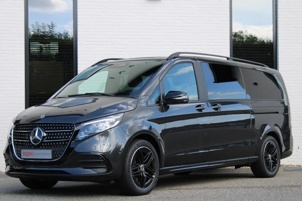 300d / XXL / AMG / DC / 4-Matic / Luchtvering / Elec Stoel / Burmester / NIEUWSTAAT
