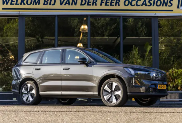 Single Motor Core 7p. 104 kWh | Panoramadak | Nieuwstaat |