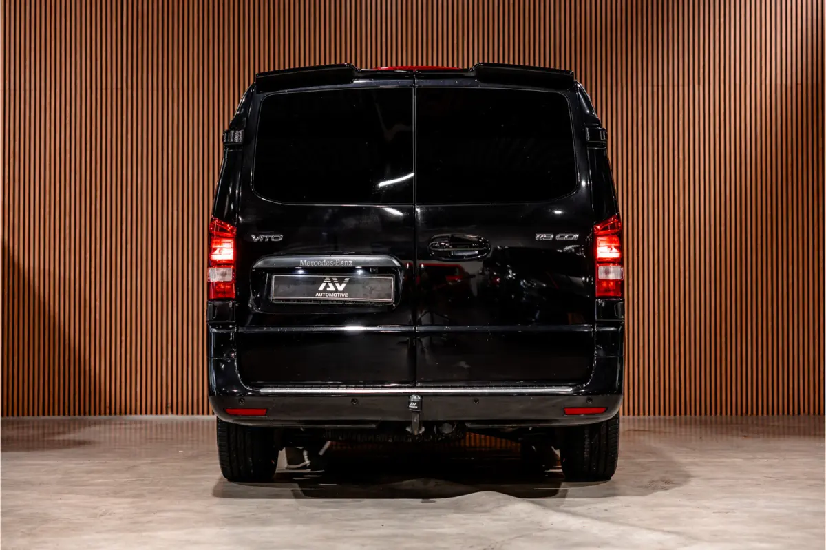 119 CDI Extra Lang DC | AMG | Marge | BTW Vrij | Camera | Navigatie | L+R Schuifdeur | CarPlay | Trekhaak | Lederen bekleding | Stoelverwarming | Nieuwe APK