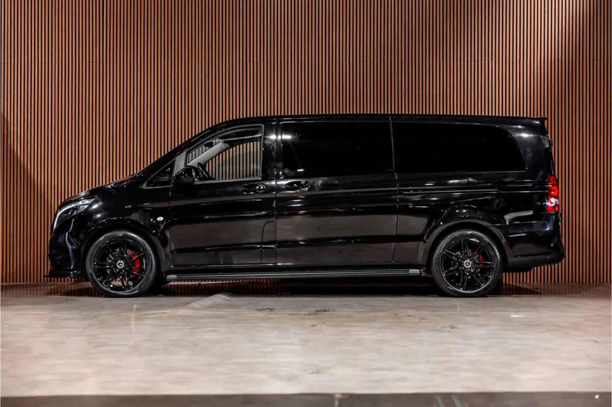119 CDI Extra Lang DC | AMG | Marge | BTW Vrij | Camera | Navigatie | L+R Schuifdeur | CarPlay | Trekhaak | Lederen bekleding | Stoelverwarming | Nieuwe APK