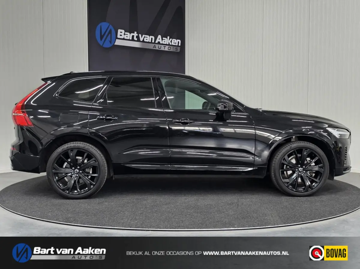 2.0 T6 Plug-in hybrid AWD Plus Black Edition Panoramadak Trekhaak