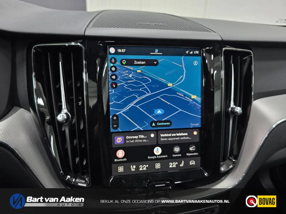 2.0 T6 Plug-in hybrid AWD Plus Black Edition Panoramadak Trekhaak
