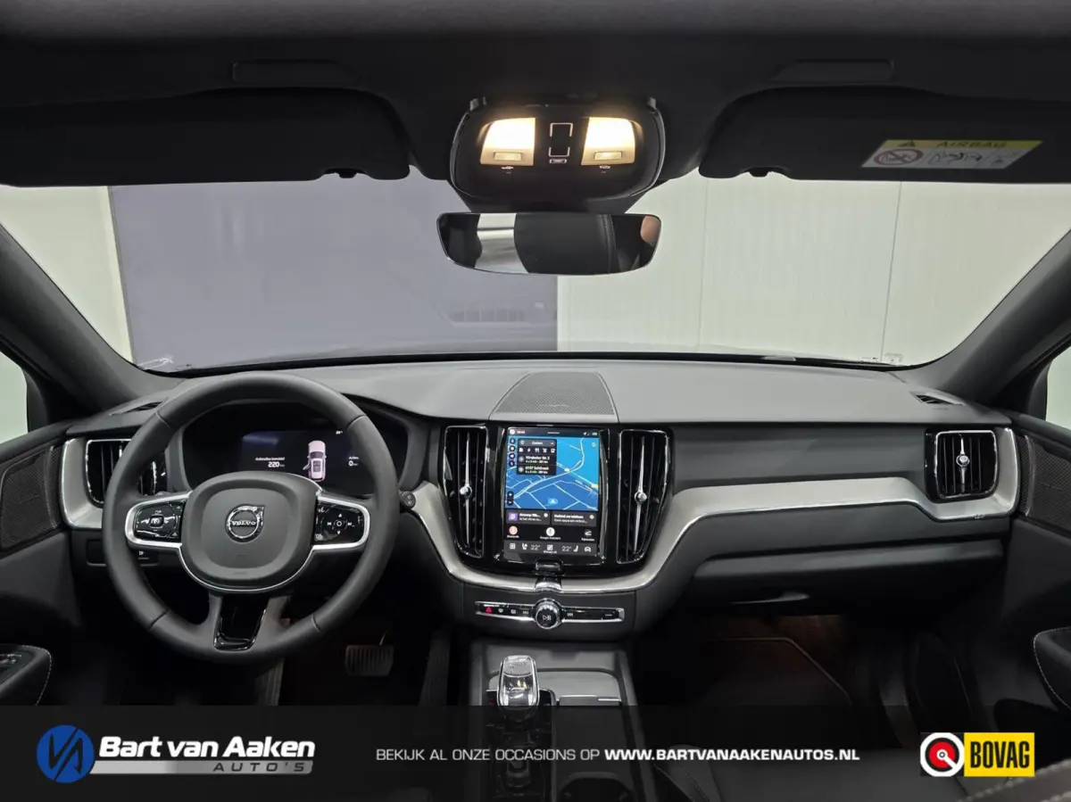 2.0 T6 Plug-in hybrid AWD Plus Black Edition Panoramadak Trekhaak