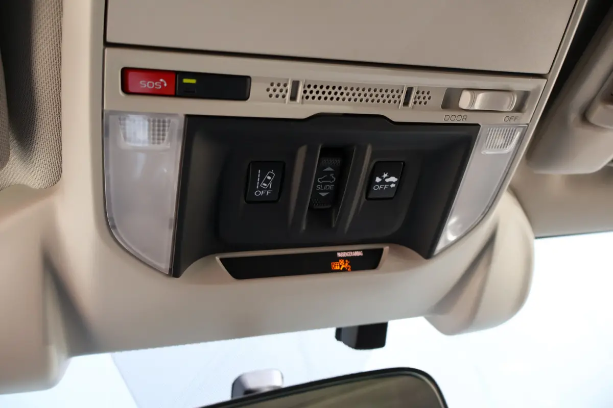 2.0i e-BOXER Premium 4WD | Trekhaak | Leer | Panoramadak | Adapt. Cruise | Camera | Sideview | Stoelverwarming voor + achter | Apple Carplay / Android Auto