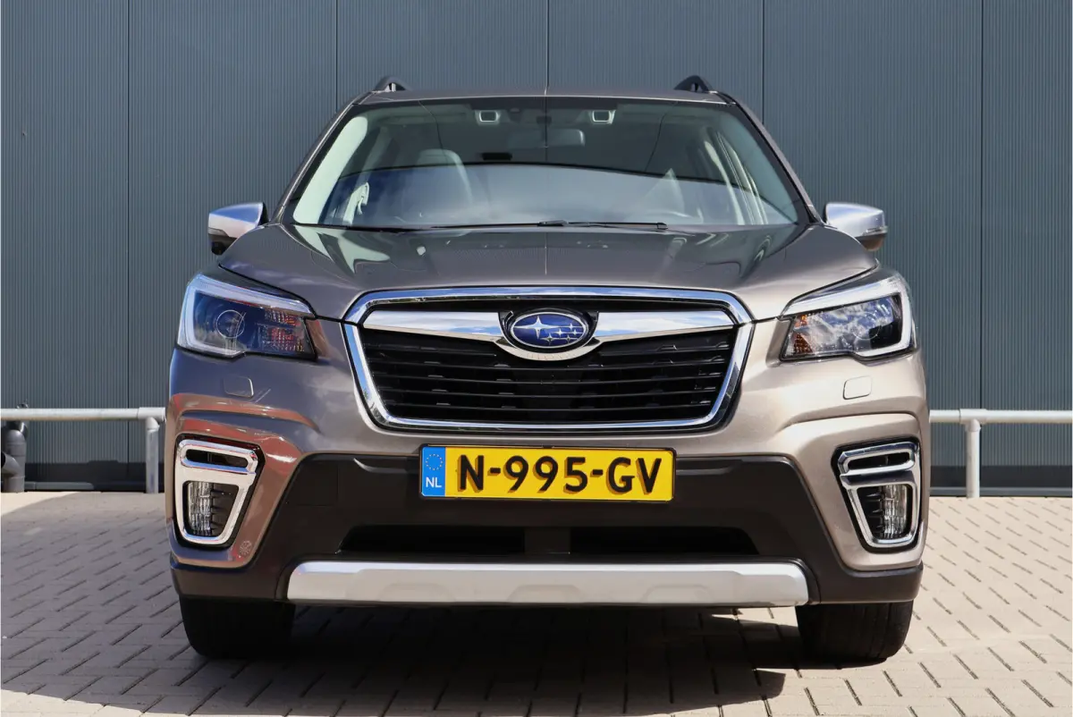 2.0i e-BOXER Premium 4WD | Trekhaak | Leer | Panoramadak | Adapt. Cruise | Camera | Sideview | Stoelverwarming voor + achter | Apple Carplay / Android Auto