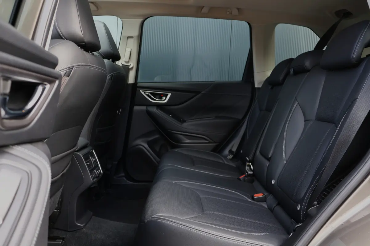 2.0i e-BOXER Premium 4WD | Trekhaak | Leer | Panoramadak | Adapt. Cruise | Camera | Sideview | Stoelverwarming voor + achter | Apple Carplay / Android Auto