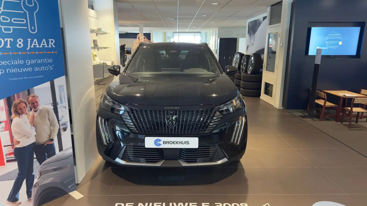 GT | Active Safety Brake met camera en radar (automatisch noodremsysteem) met Distance Alert (waarschuwing dreigende aanrijding) | Advanced Active Safety Brake met camera en radar | Climate 