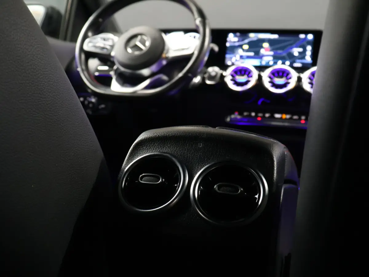 250 e AMG Sport Limited [APPLE CARPLAY, ANDROID, STOELVERWARMING, CRUISE CONTROL, CAMERA, DIGITAL DASHBOARD, NAVIGATIE, CLIMATE CONTROL, NIEUWSTAAT]