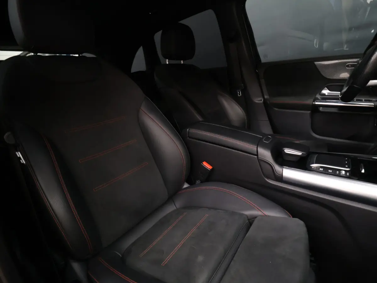 250 e AMG Sport Limited [APPLE CARPLAY, ANDROID, STOELVERWARMING, CRUISE CONTROL, CAMERA, DIGITAL DASHBOARD, NAVIGATIE, CLIMATE CONTROL, NIEUWSTAAT]