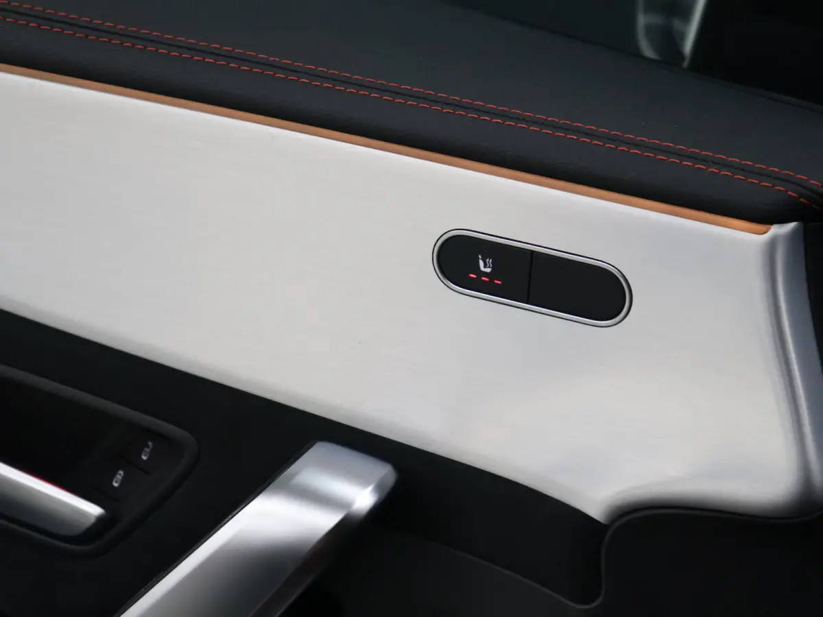 250 e AMG Line [APPLE CARPLAY, ANDROID, TREKHAAK, STOELVERWARMING, CRUISE CONTROL, PDC V+A, ACHTERUITRIJ CAMERA, AMG STYLING, NAVIGATIE, CLIMATE CONTROL, NIEUWSTAAT]