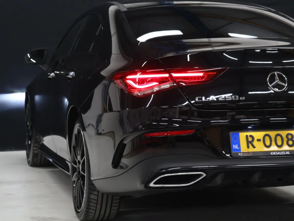 250 e AMG Line [APPLE CARPLAY, ANDROID, TREKHAAK, STOELVERWARMING, CRUISE CONTROL, PDC V+A, ACHTERUITRIJ CAMERA, AMG STYLING, NAVIGATIE, CLIMATE CONTROL, NIEUWSTAAT]