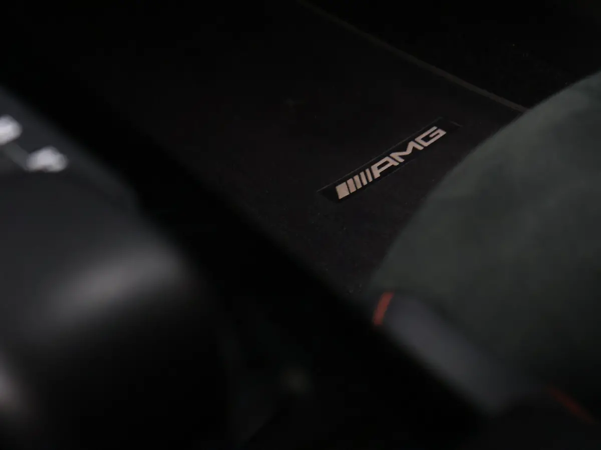 250 e AMG Line [APPLE CARPLAY, ANDROID, TREKHAAK, STOELVERWARMING, CRUISE CONTROL, PDC V+A, ACHTERUITRIJ CAMERA, AMG STYLING, NAVIGATIE, CLIMATE CONTROL, NIEUWSTAAT]