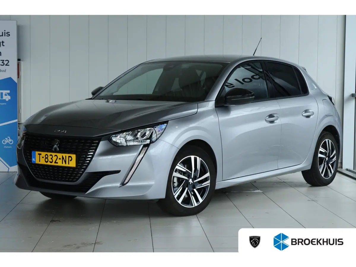1.2 Turbo 100 Allure | Cruise Control | Camera | Navigatie | Carplay | Climate | LMV | LED