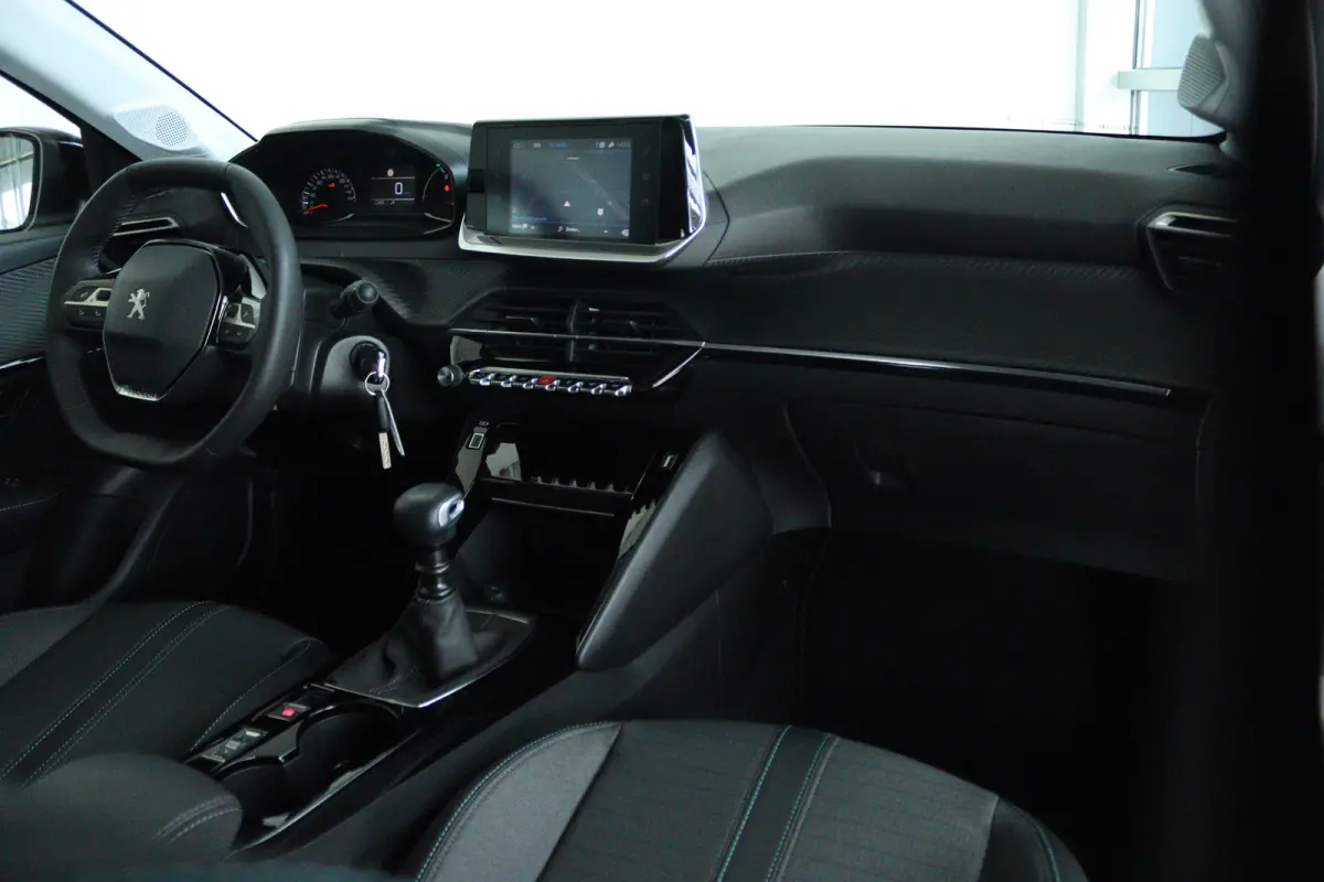 1.2 Turbo 100 Allure | Cruise Control | Camera | Navigatie | Carplay | Climate | LMV | LED