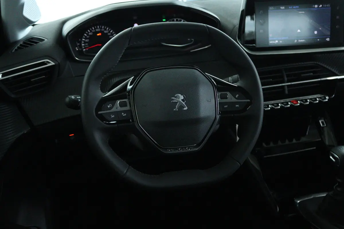 1.2 Turbo 100 Allure | Cruise Control | Camera | Navigatie | Carplay | Climate | LMV | LED