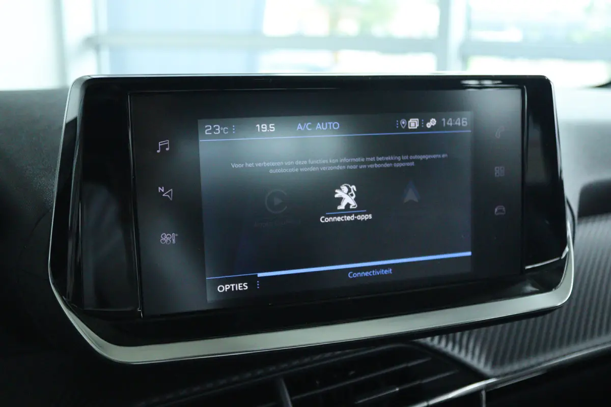 1.2 Turbo 100 Allure | Cruise Control | Camera | Navigatie | Carplay | Climate | LMV | LED