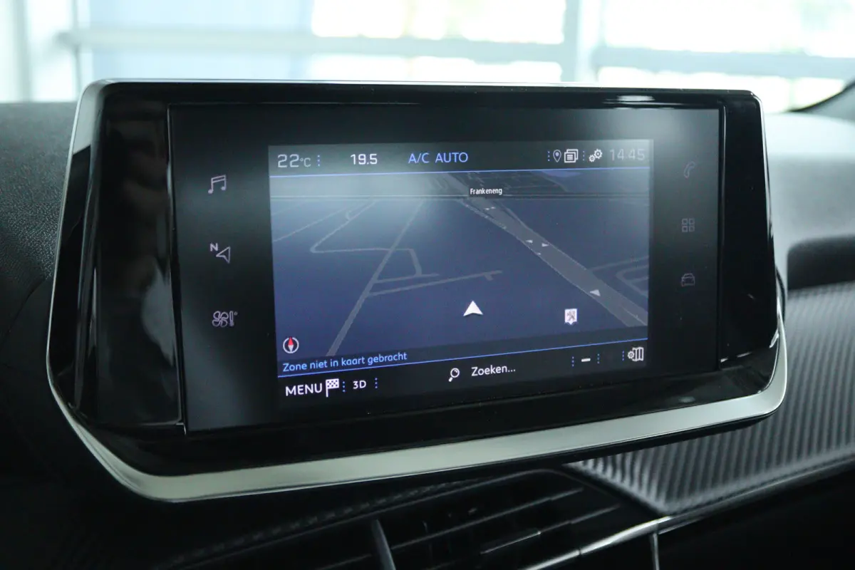 1.2 Turbo 100 Allure | Cruise Control | Camera | Navigatie | Carplay | Climate | LMV | LED