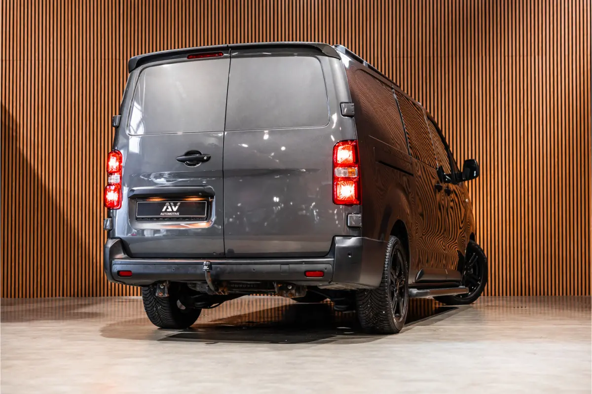 2.0 BlueHDI 180 Long Premium DC | Dubbel cabine | L+R Schuifdeur | CarPlay | Camera | Navigatie | Blind Spot | Trekhaak | Cruise control | Nieuwe APK | Euro 6