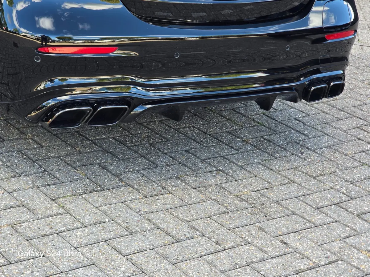 300 e 4MATIC AMG 63 Look / Acc / Lane Assist / Open Panoramadak / 360 Camera / Navi / Led / Pdc / 20 Inch